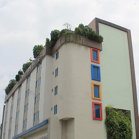 Hotel Falatehan Τζακάρτα Εξωτερικό φωτογραφία